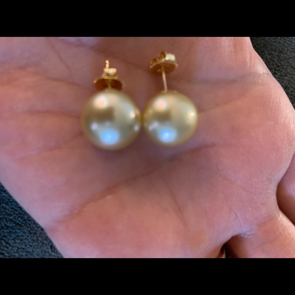 Rare AAA 13mm Golden South sea pearl earrings 18k
